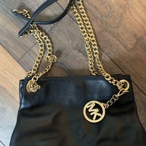 Michael Kors Satchel - Black w. Gold chain straps